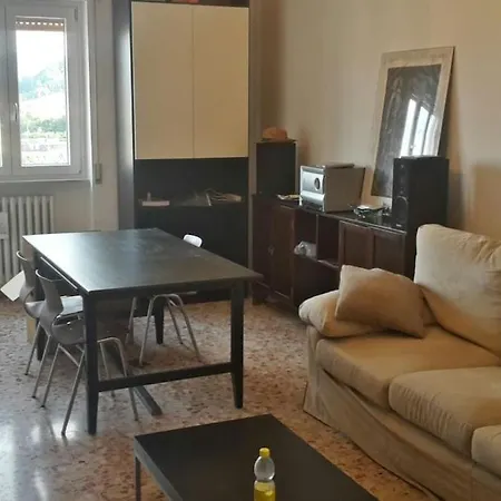 Tutte Le Comodita Sul 公寓 *